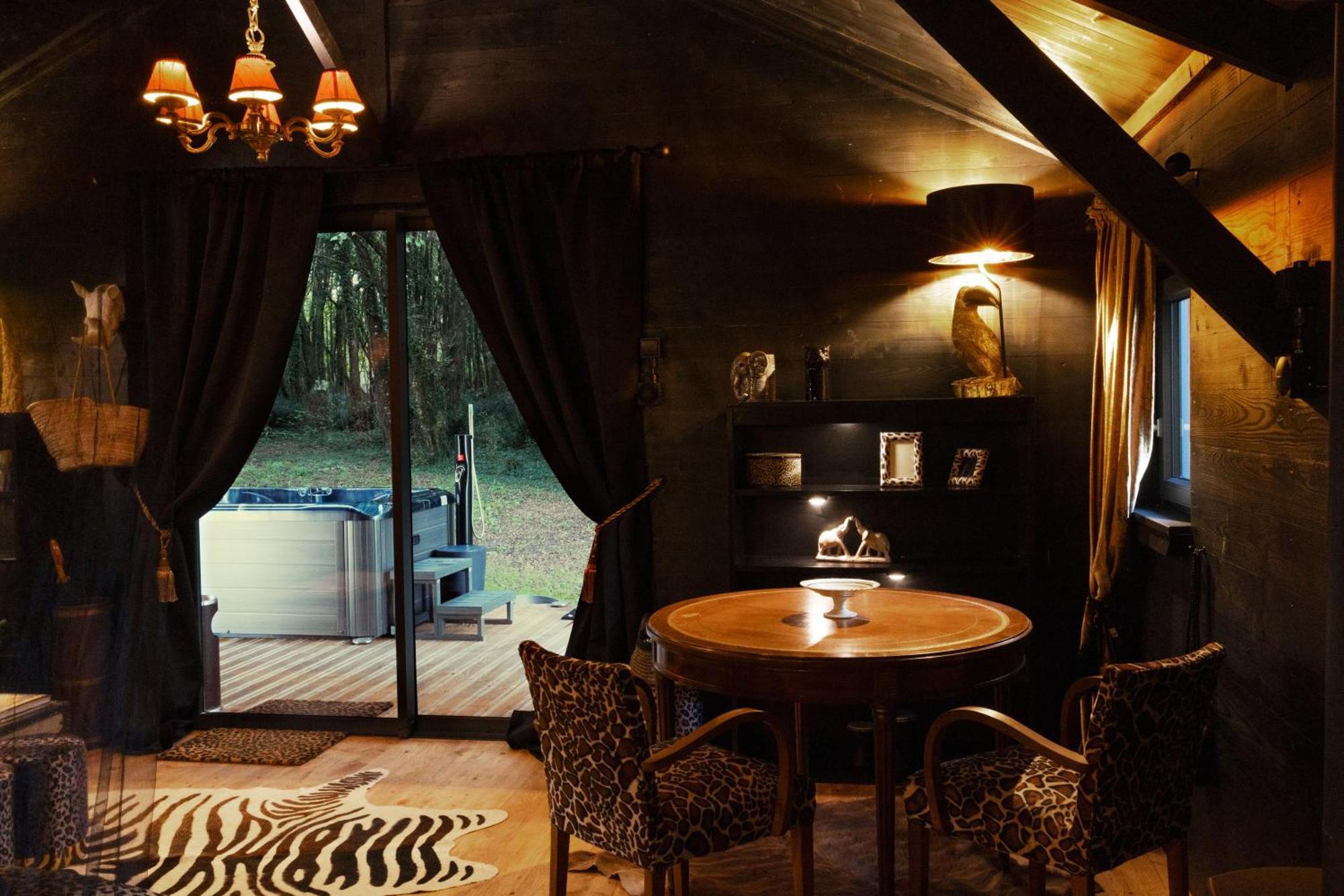 Marcenais L Ost In Sensations -Hebergements Insolites Et Suites De Luxe Spa Sauna Piscine Foret מראה חיצוני תמונה