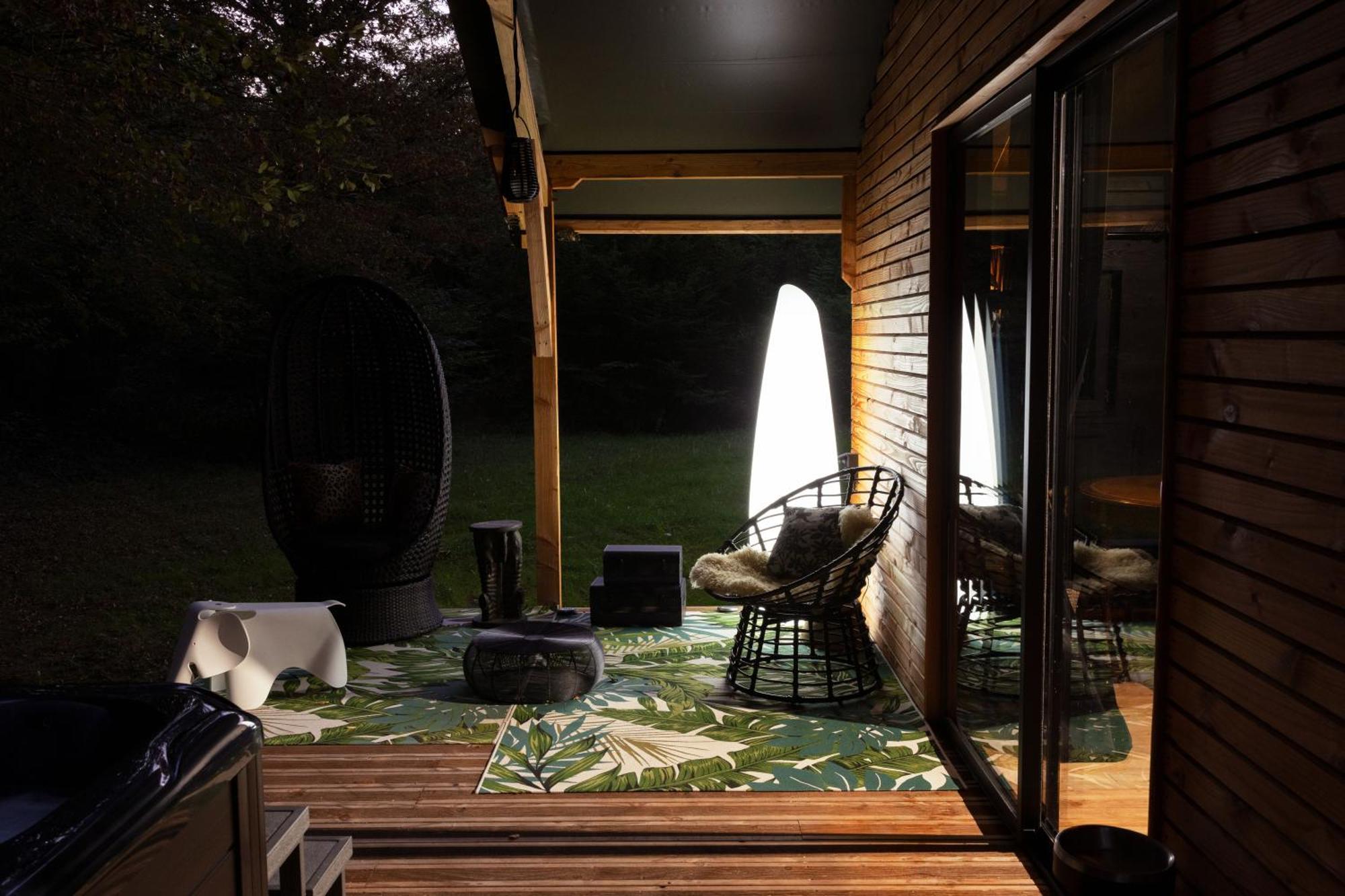 Marcenais L Ost In Sensations -Hebergements Insolites Et Suites De Luxe Spa Sauna Piscine Foret מראה חיצוני תמונה
